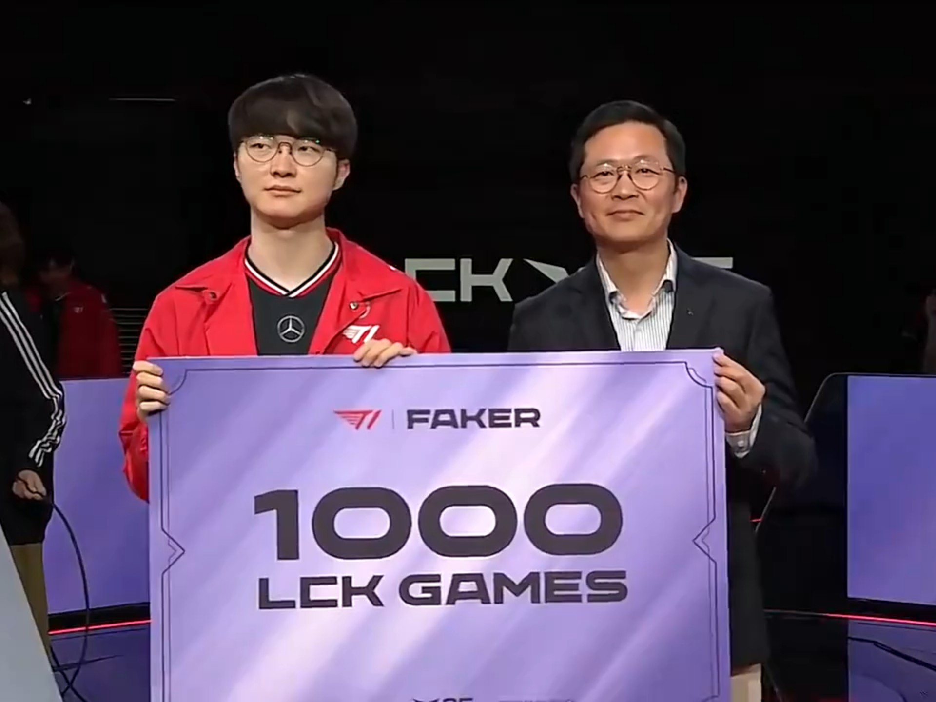 九游娱乐-Faker迎来七赛季高光表现，公牛球迷沸腾！的简单介绍