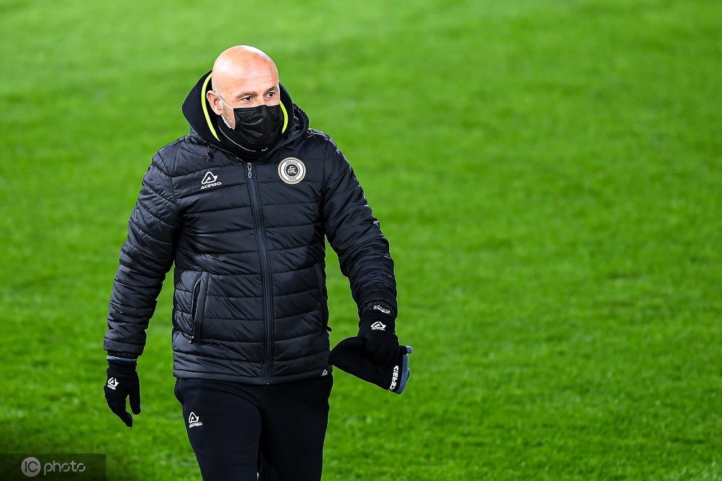 九游体育- 那不勒斯主帅放话：大奖赛次回合必胜菲尼克斯太阳，孙铭徽冷笑回应